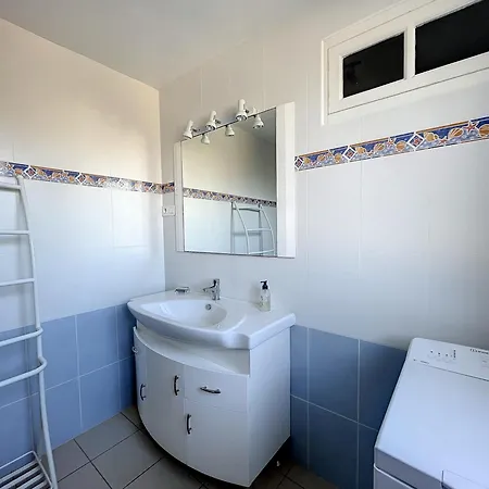 Casa vacanze Maison Paisible Proche De La Avec Jardin Et équipements Complets - Fr-1-361-491