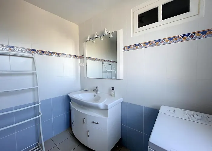 度假居 Maison Paisible Proche De La Avec Jardin Et Equipements Complets - Fr-1-361-491